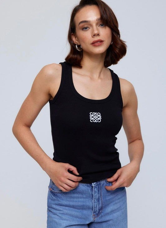 Basic Black Top
