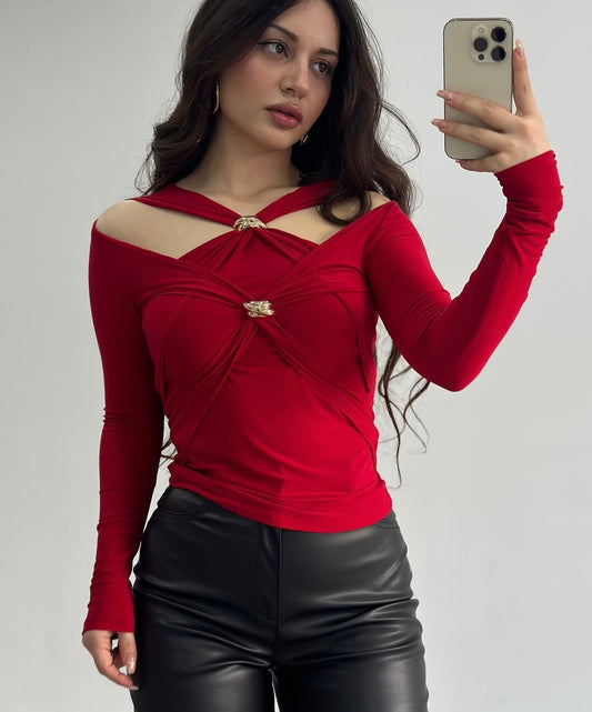 Sandy red blouse